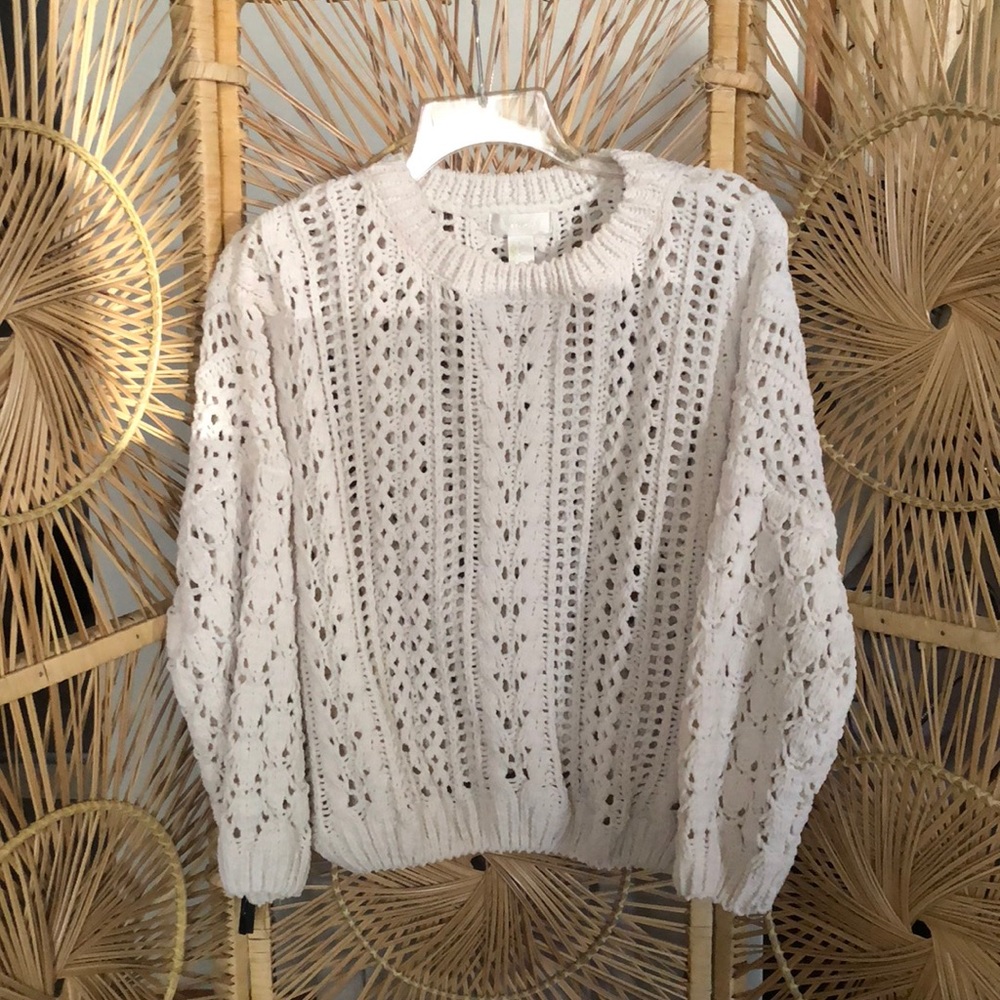 Women’s crop top sweater
